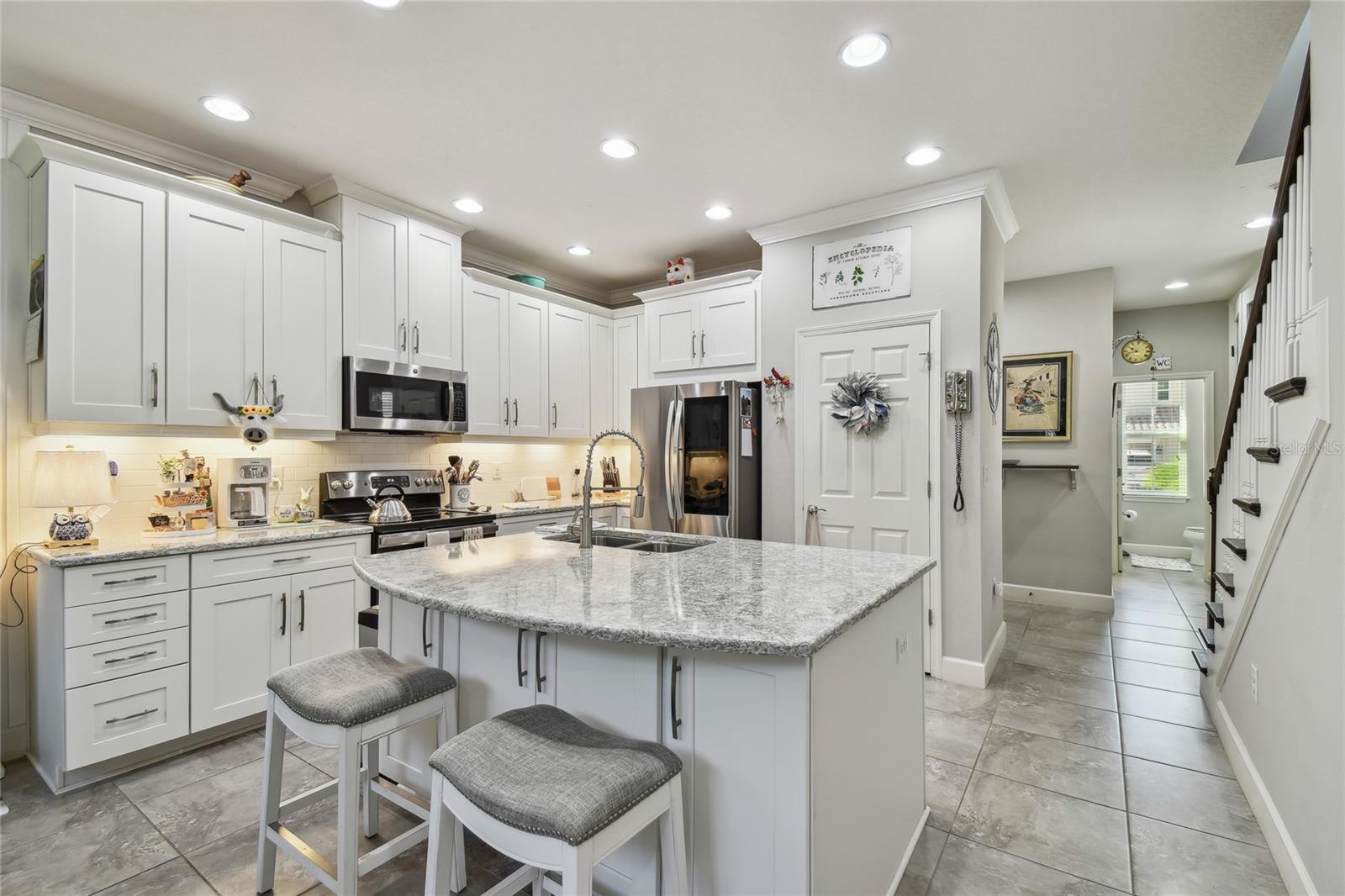 8747 TERRACINA LAKE DR, TAMPA, FL, 33625