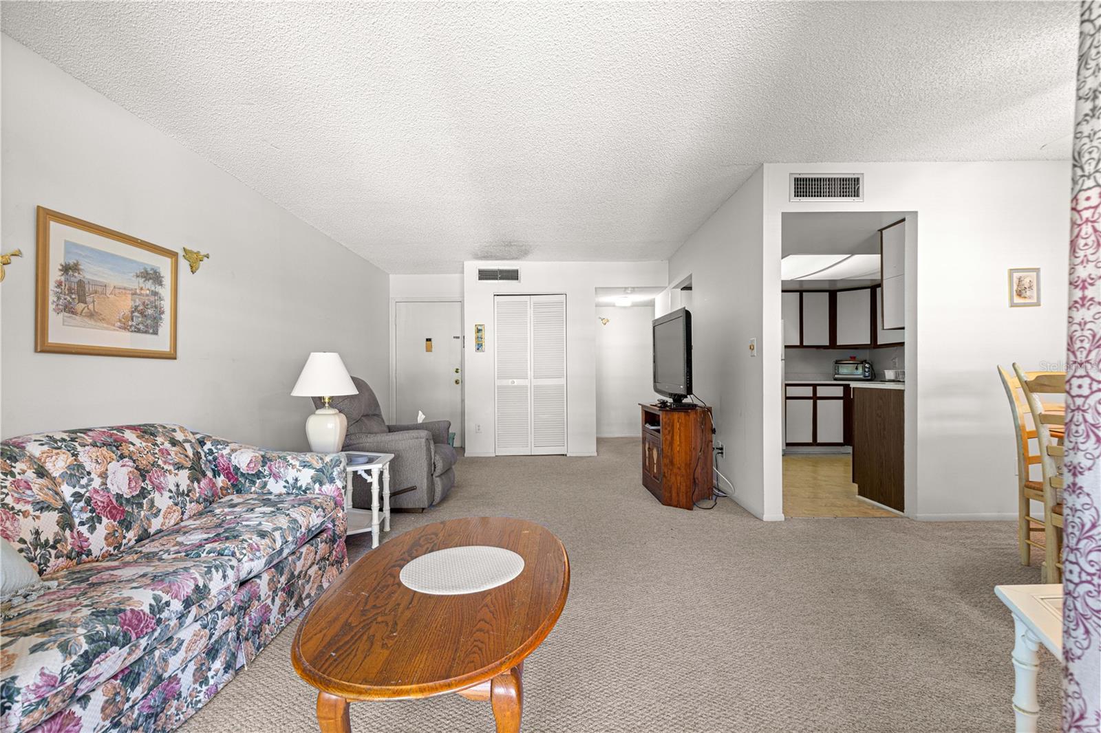 OM707813 Property Photo