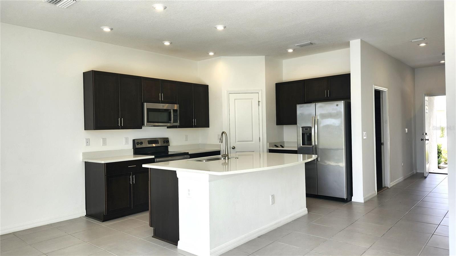 2322 ALEE LN, WESLEY CHAPEL, FL, 33543