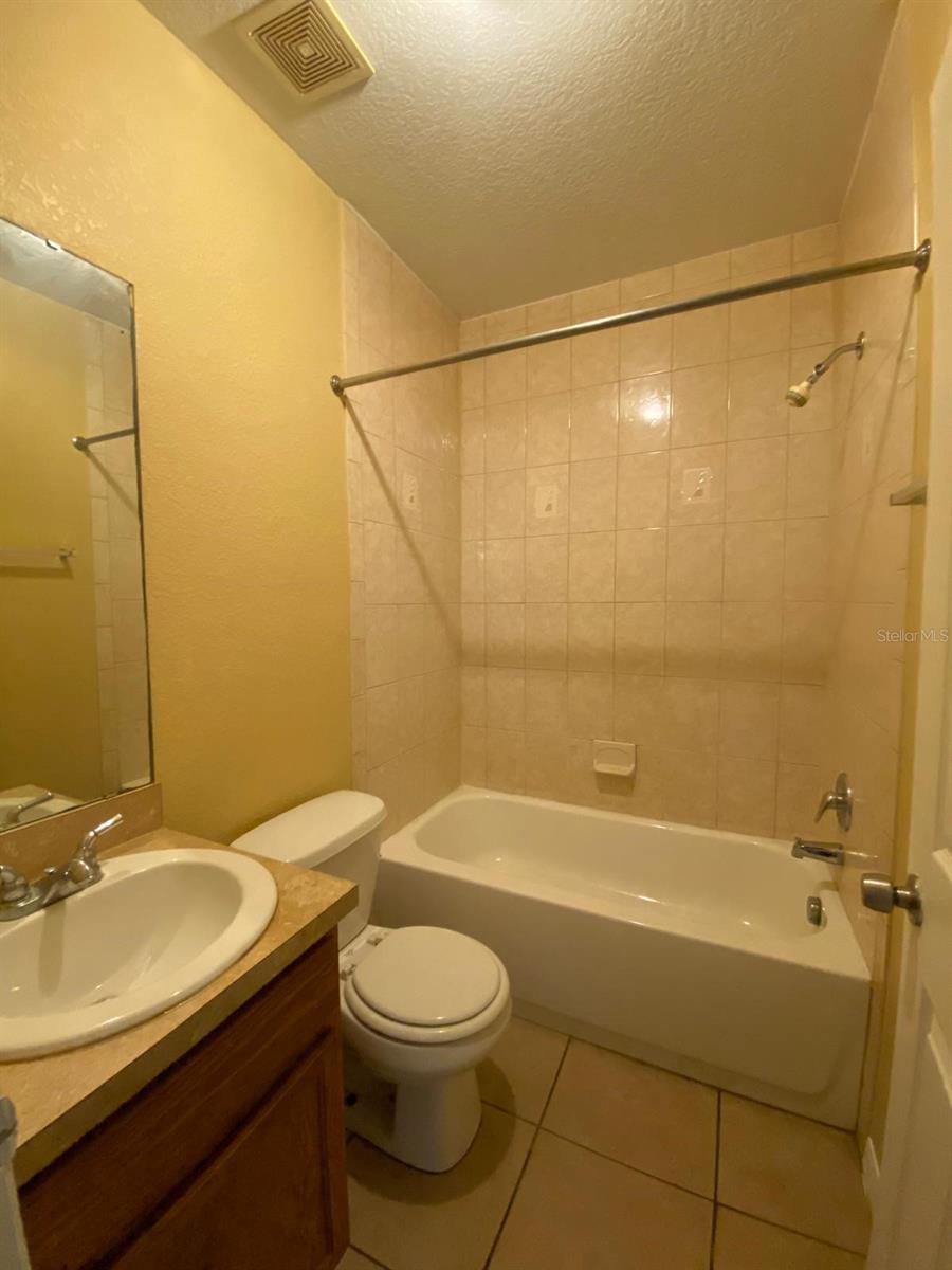 33 W 13TH ST #33, APOPKA, FL, 32703