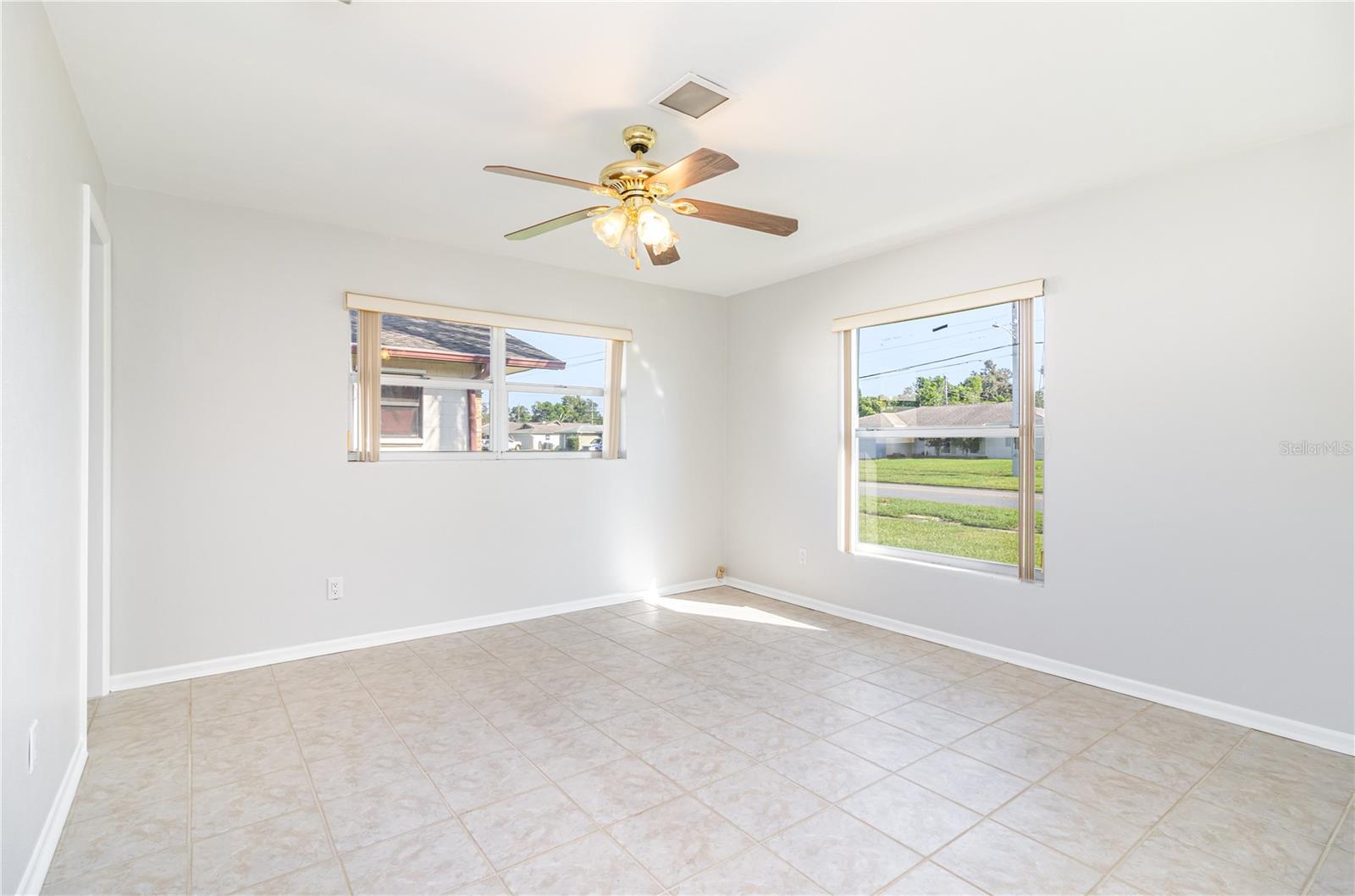 1415 COUNTRY CLUB DR, TITUSVILLE, FL, 32780