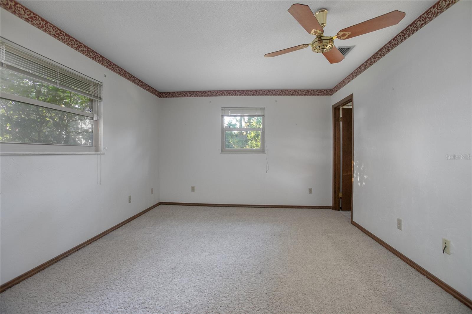 2438 DARTMOUTH RD, DELAND, FL, 32724