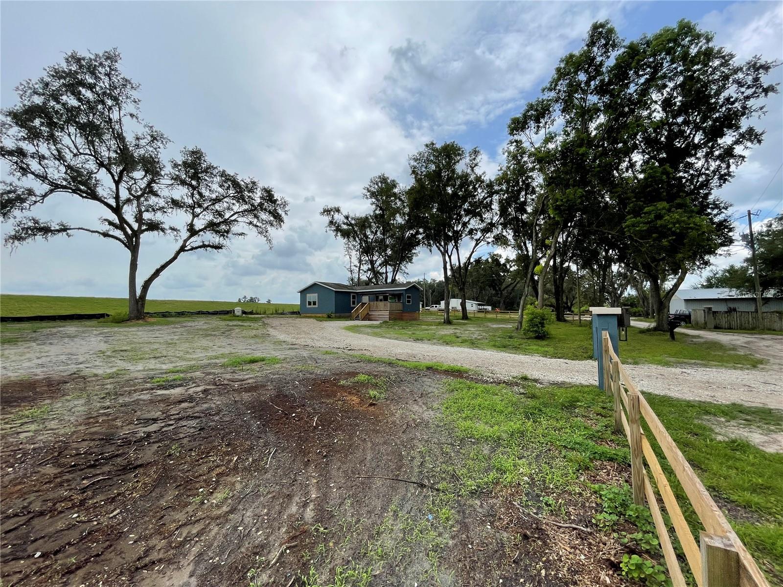 31528 TYNDALL RD, WESLEY CHAPEL, FL, 33545