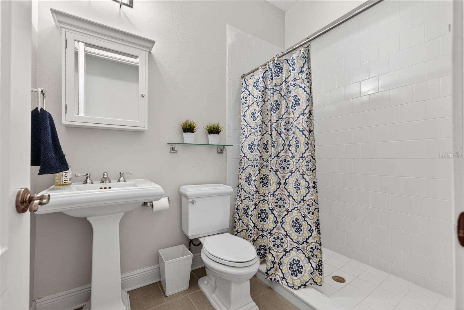 A4662402 Property Photo