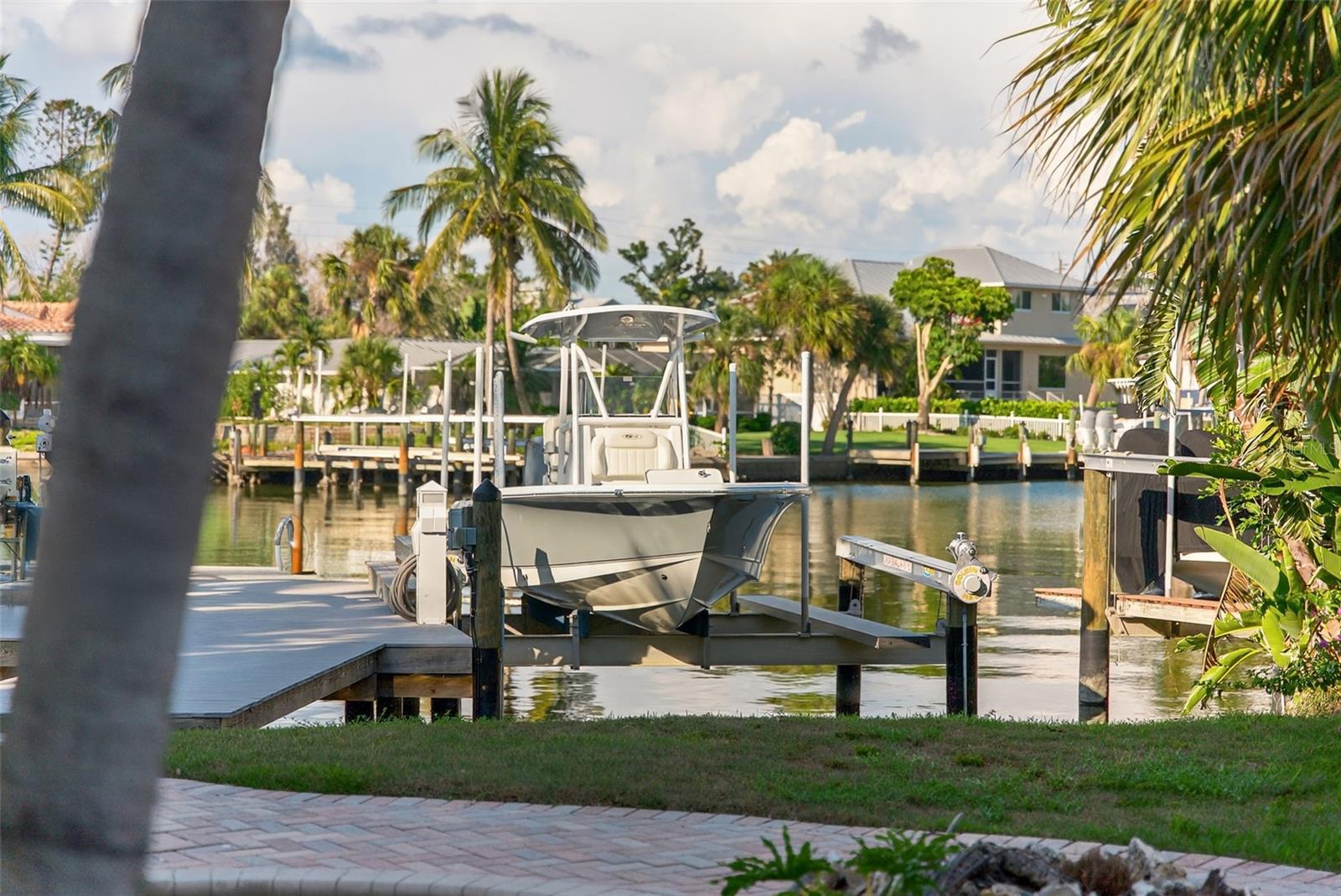 A4662402 Property Photo