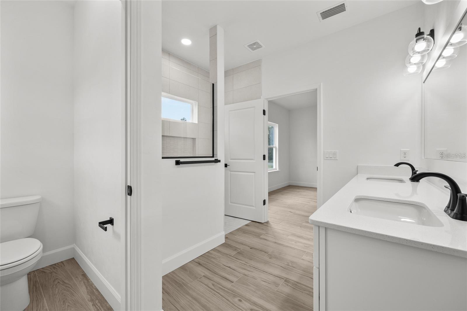 600 FISHER DR, BRONSON, FL, 32621