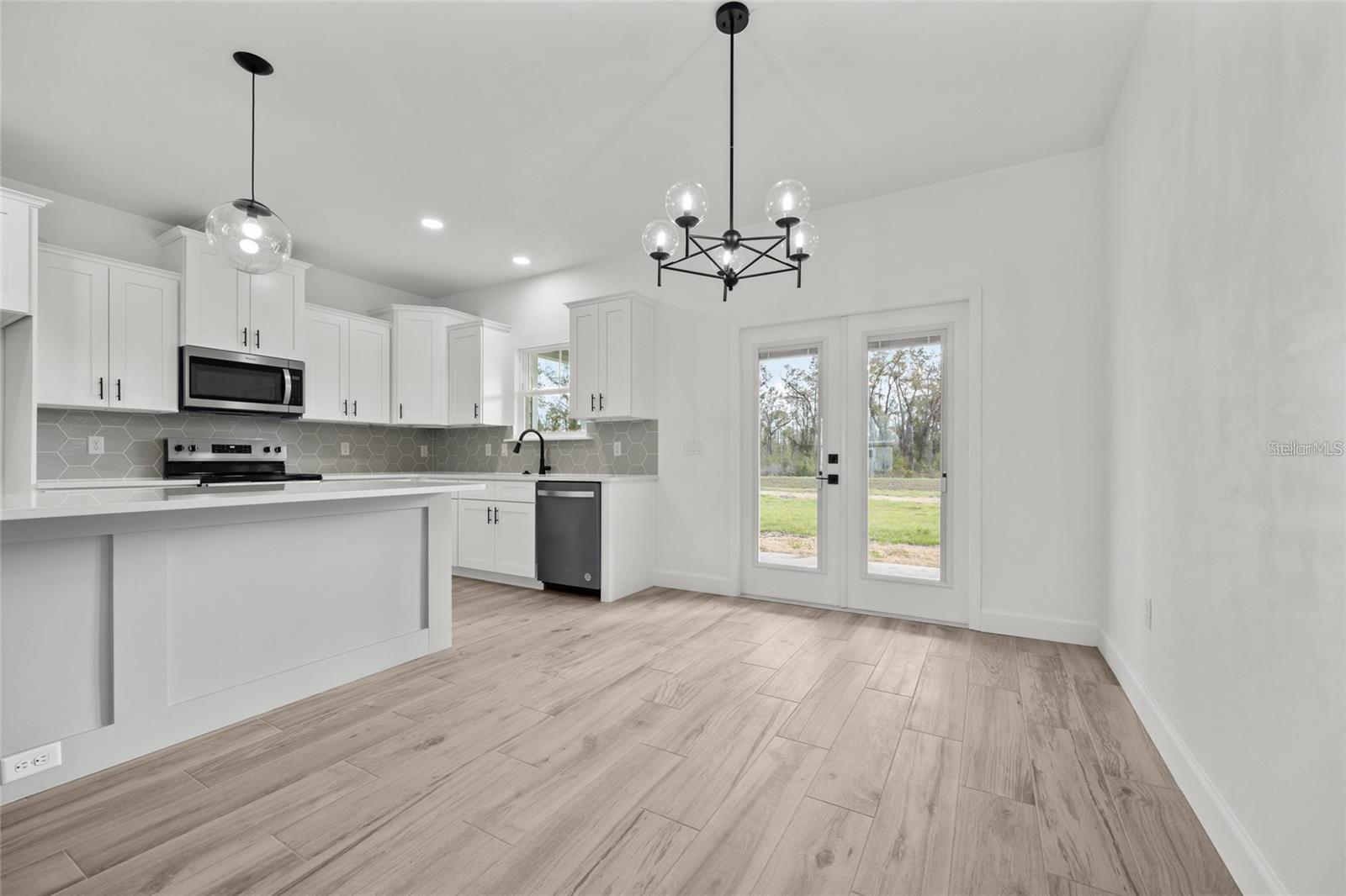 600 FISHER DR, BRONSON, FL, 32621