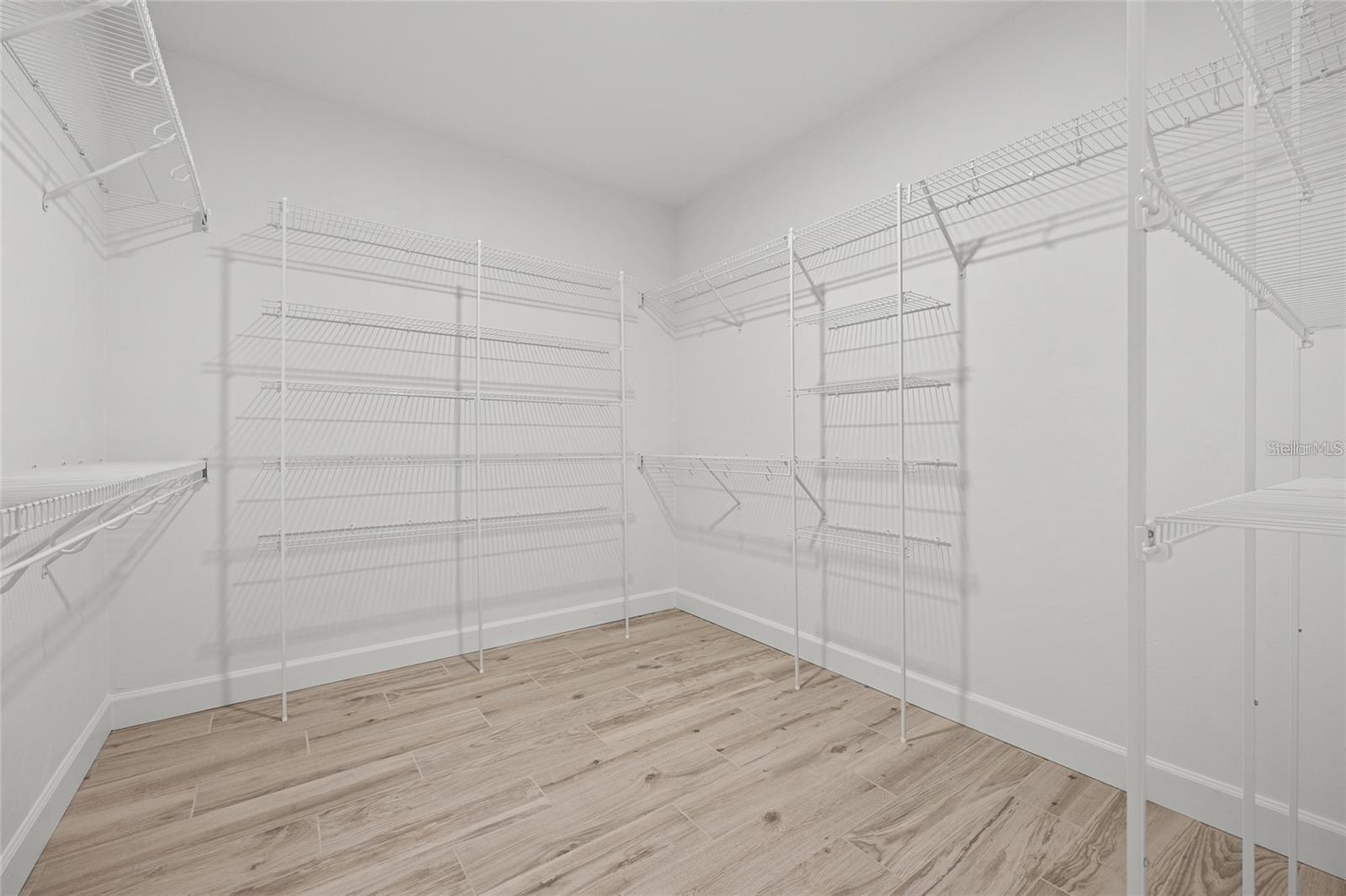 600 FISHER DR, BRONSON, FL, 32621