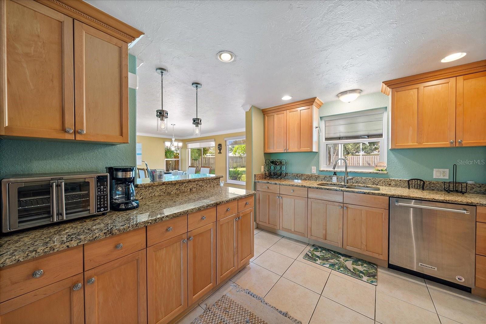 A4662424 Property Photo