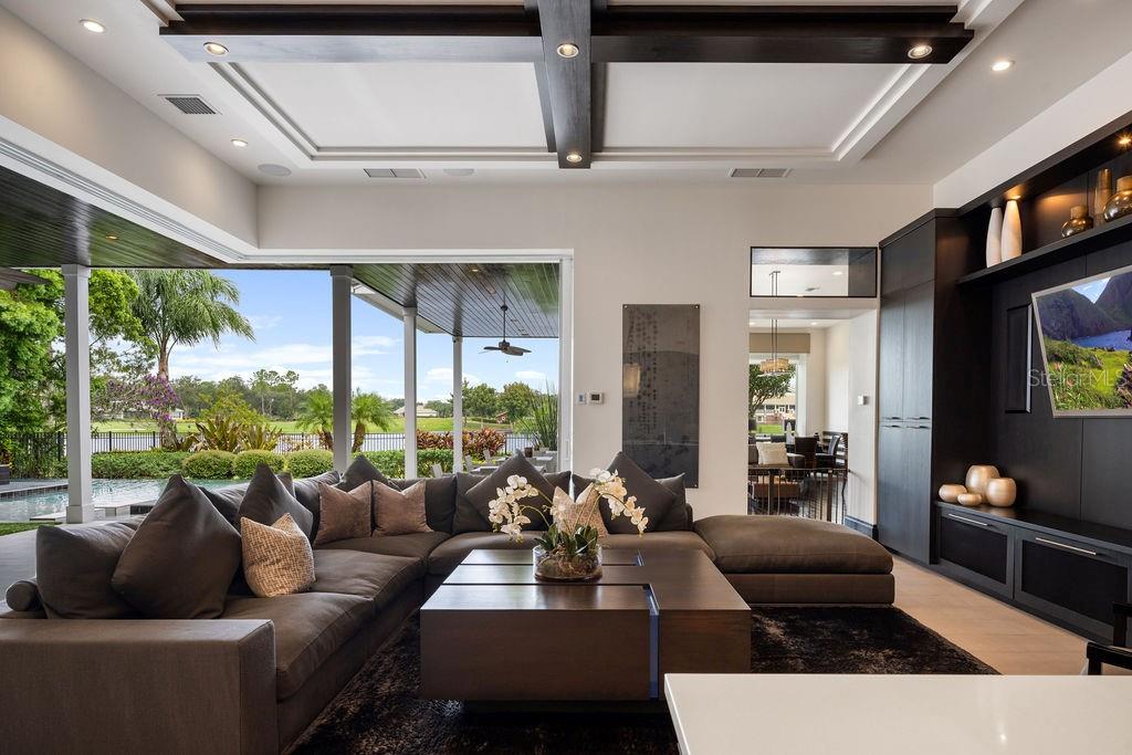 O6336879 Property Photo