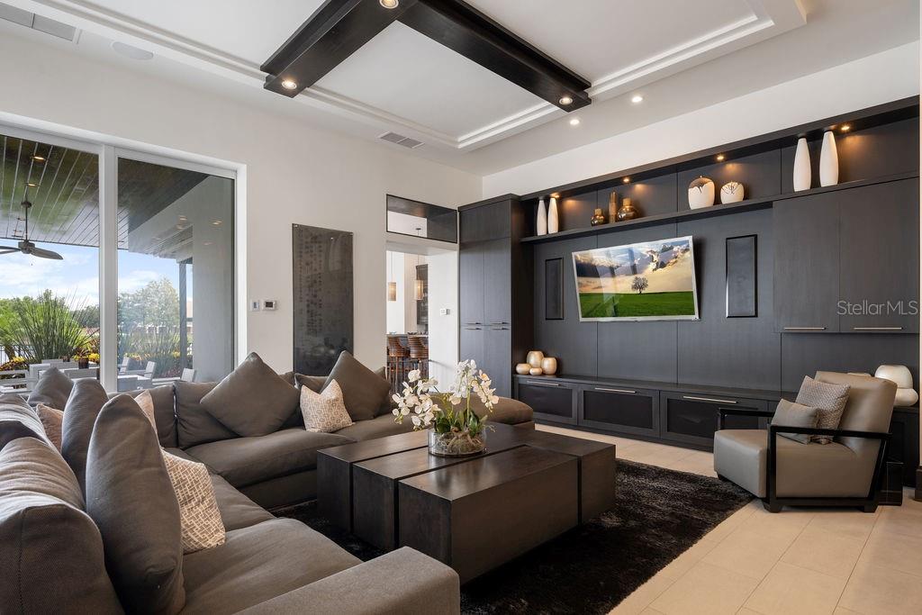 O6336879 Property Photo