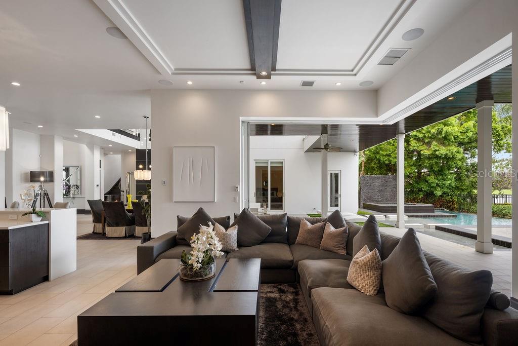 O6336879 Property Photo