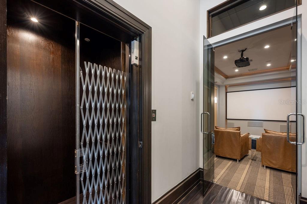 O6336879 Property Photo