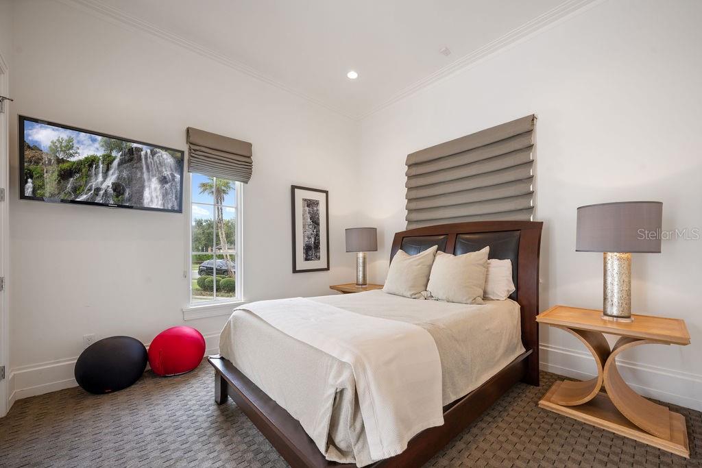 O6336879 Property Photo