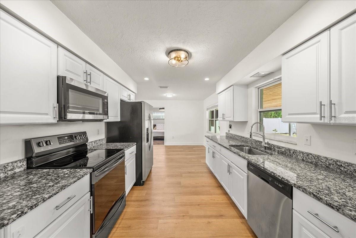 3634 YORK DR W, BRADENTON, FL, 34205