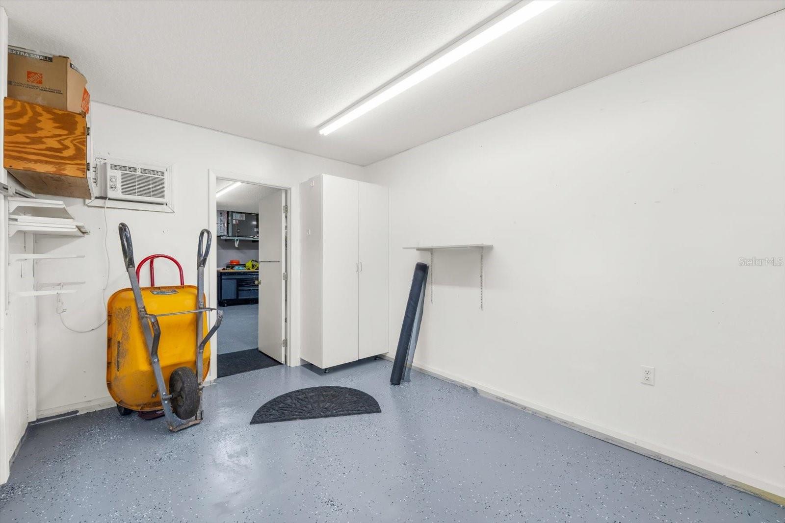 A4662443 Property Photo