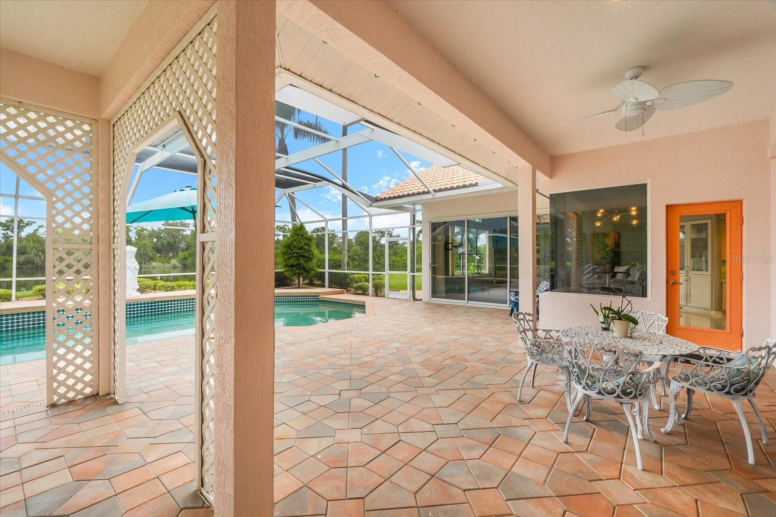 A4662443 Property Photo