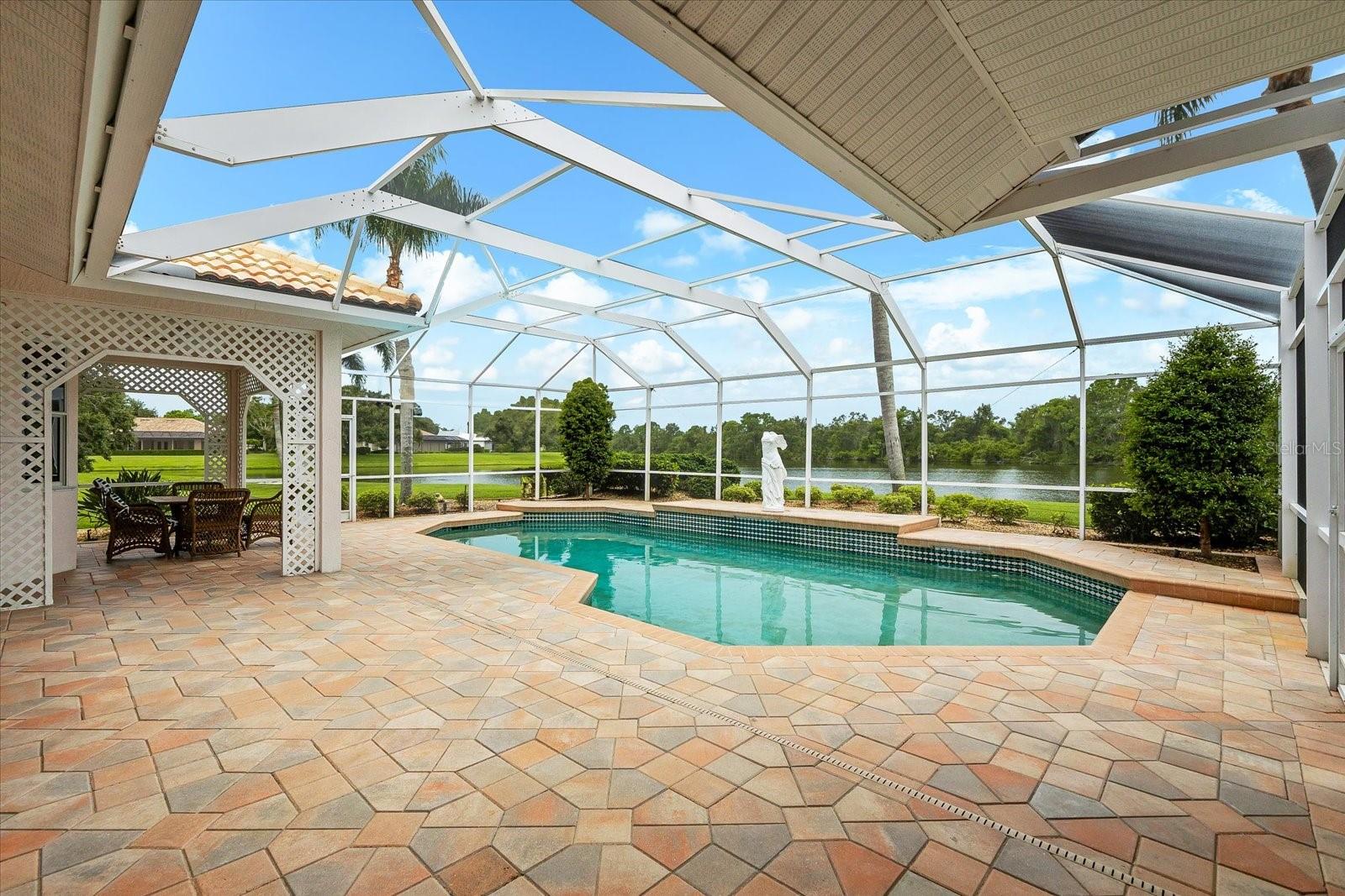 A4662443 Property Photo