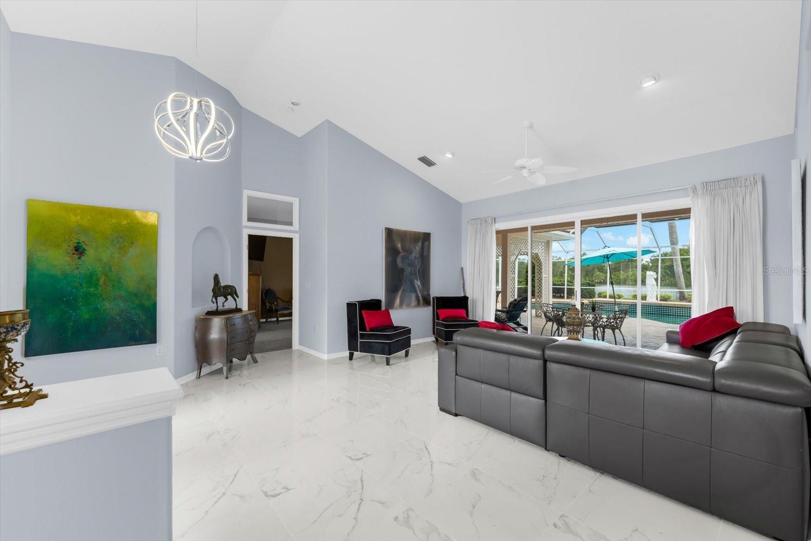 A4662443 Property Photo