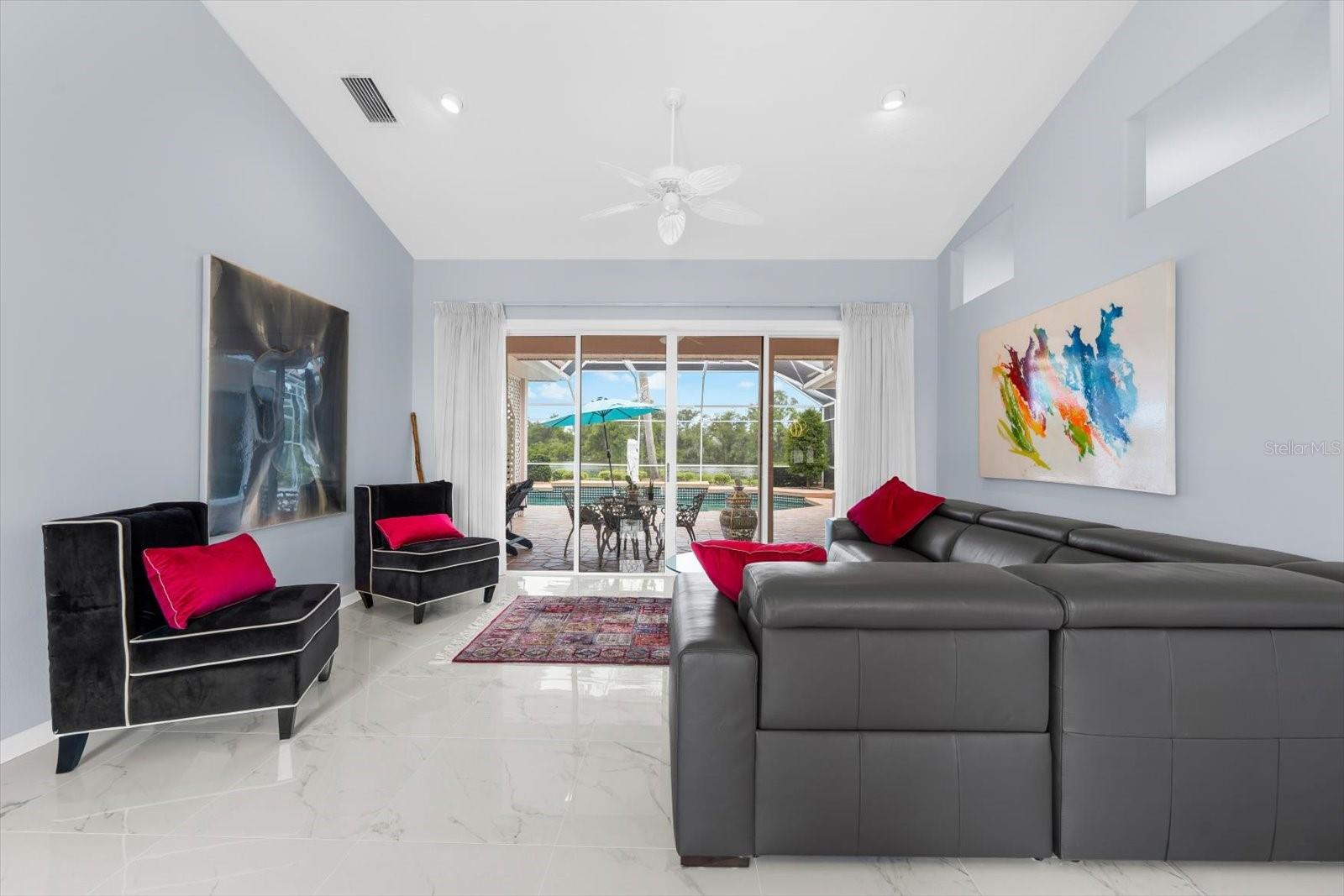 A4662443 Property Photo