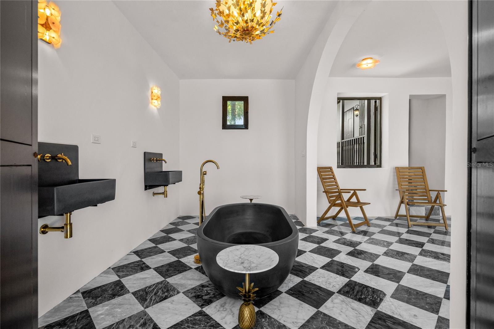 PR9115557 Property Photo