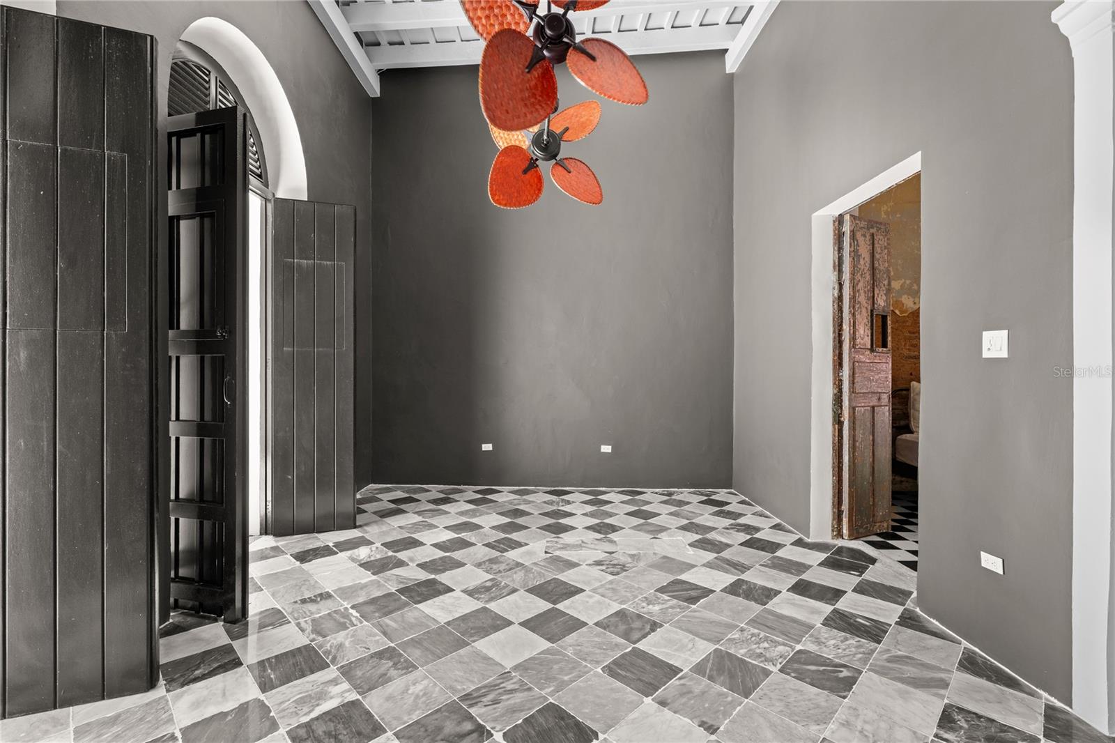 PR9115557 Property Photo