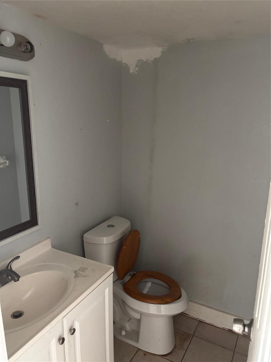 O6336900 Property Photo