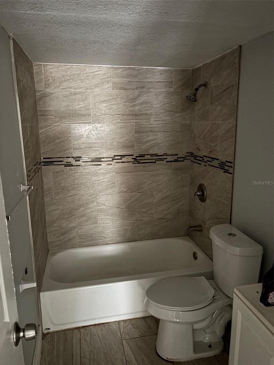 O6336900 Property Photo