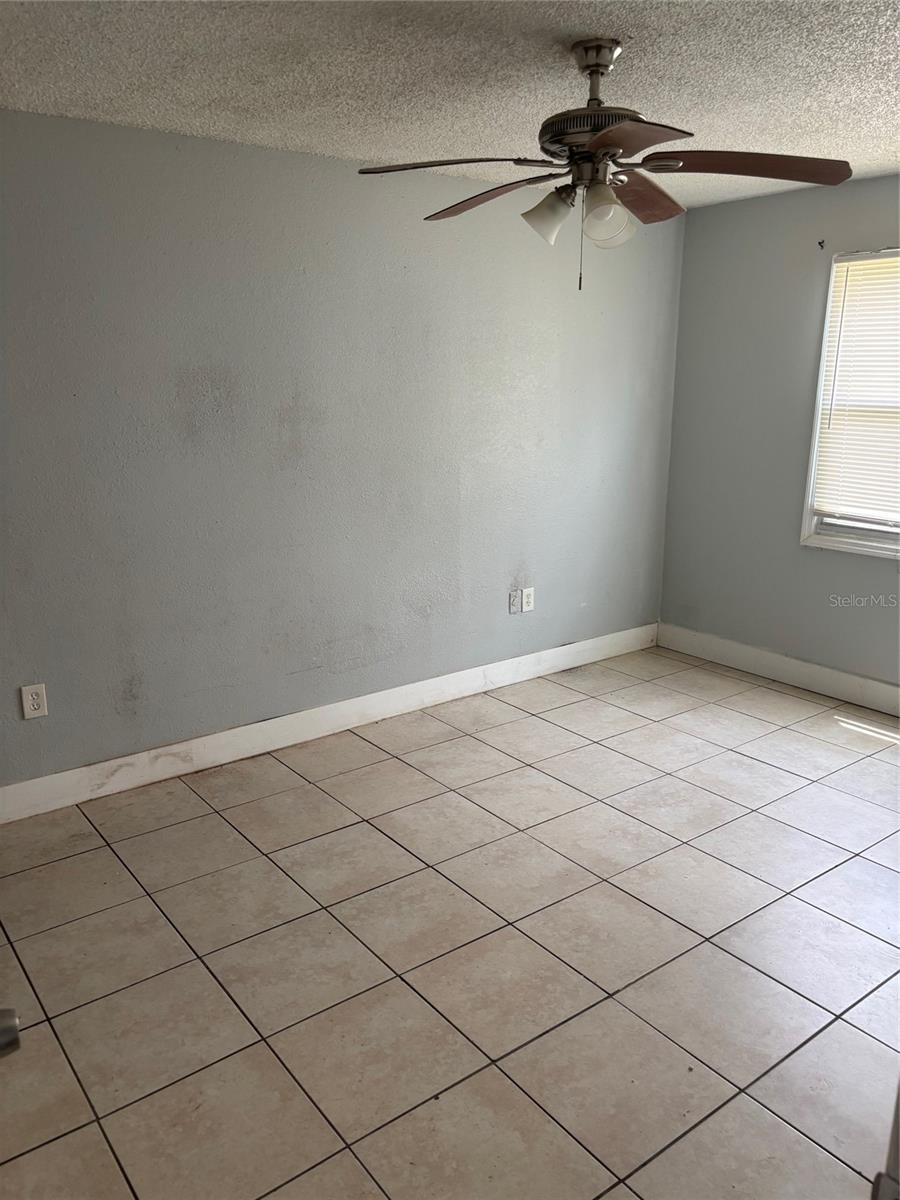 O6336900 Property Photo