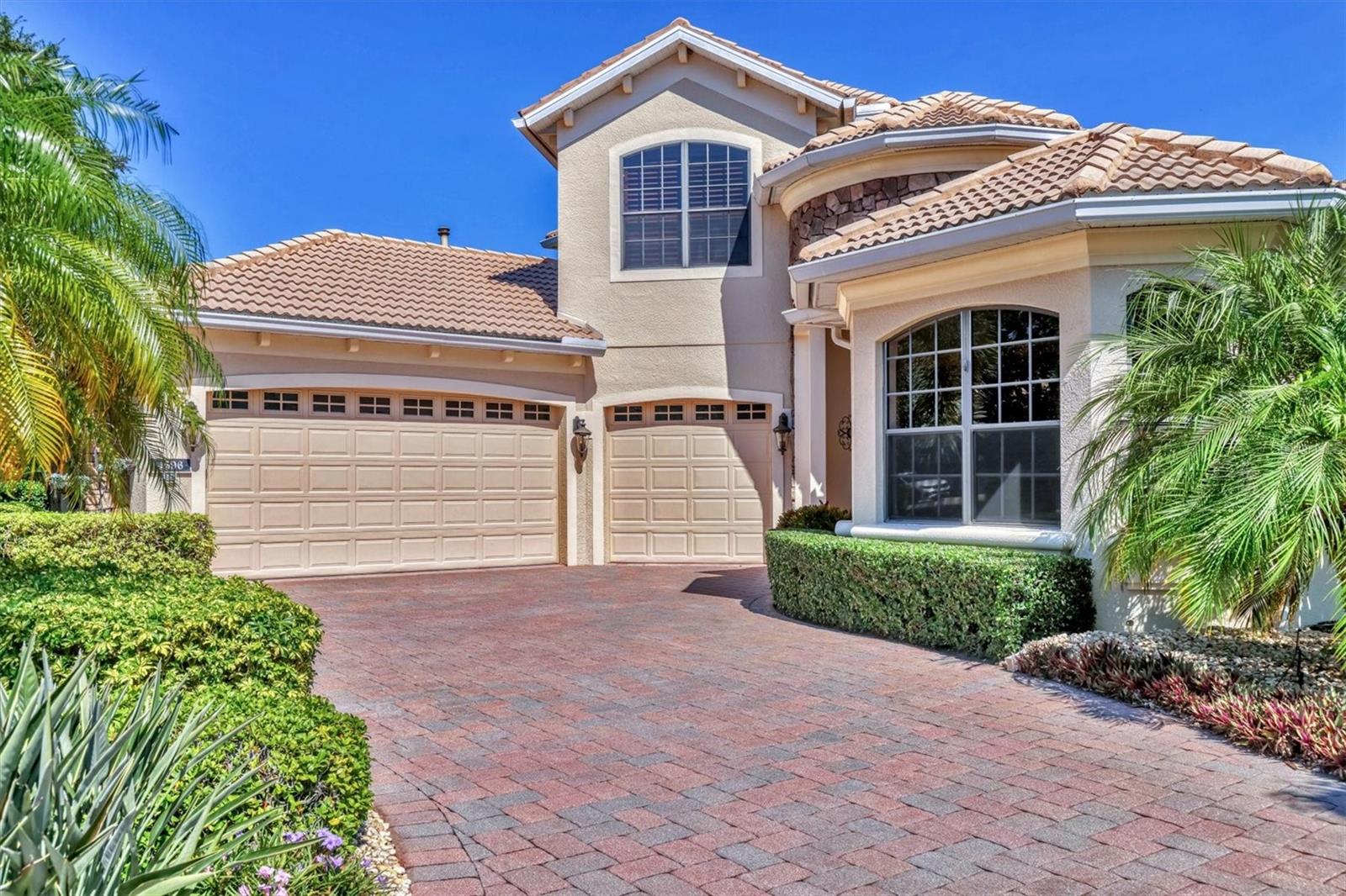 A4662459 Property Photo