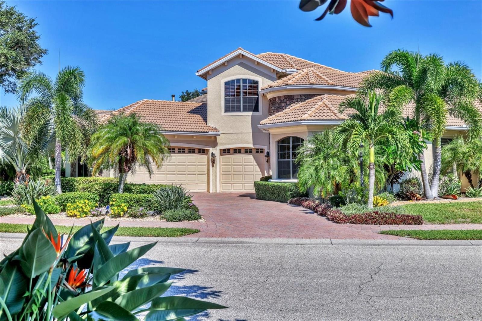 A4662459 Property Photo