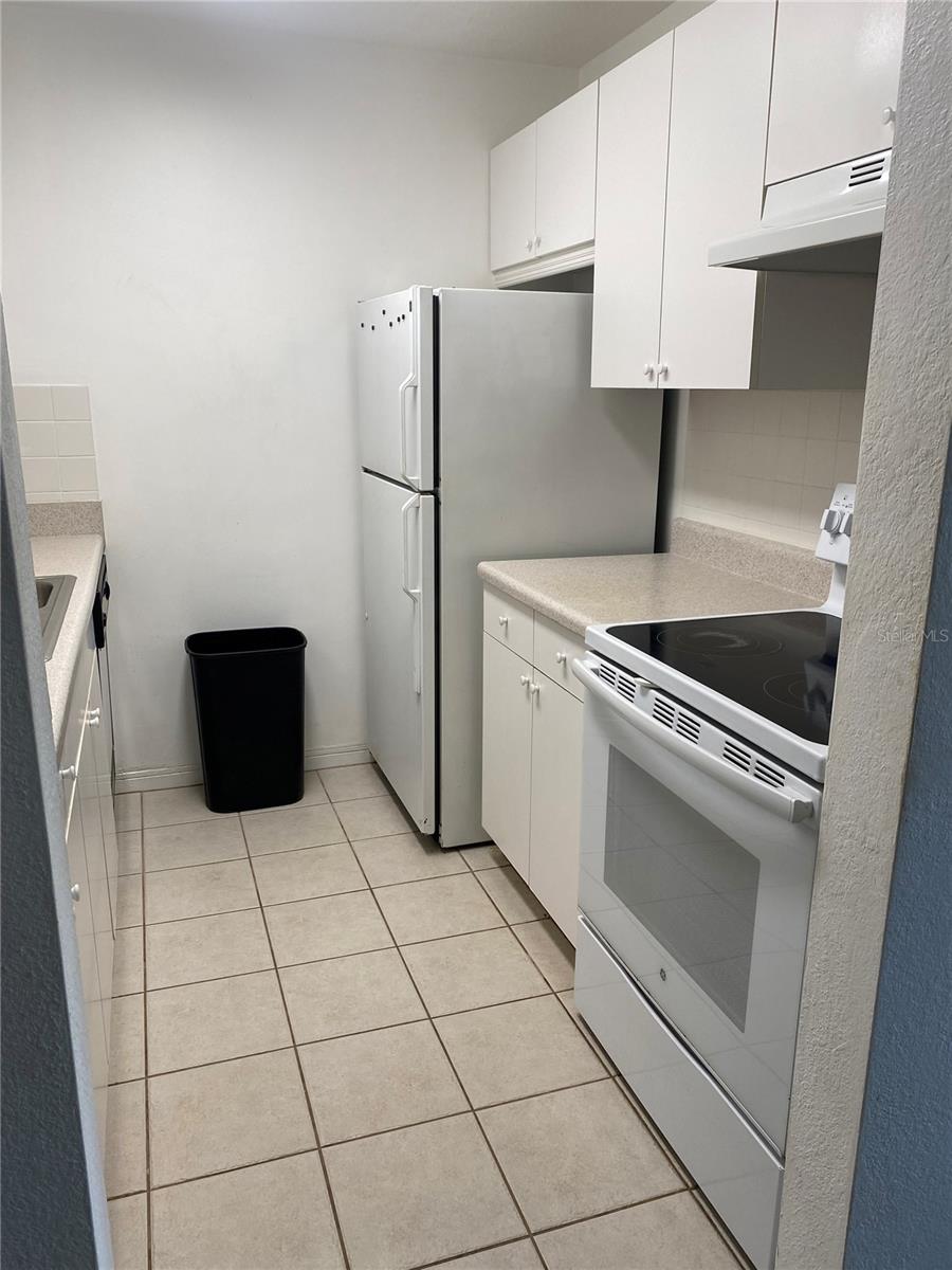 TB8418963 Property Photo