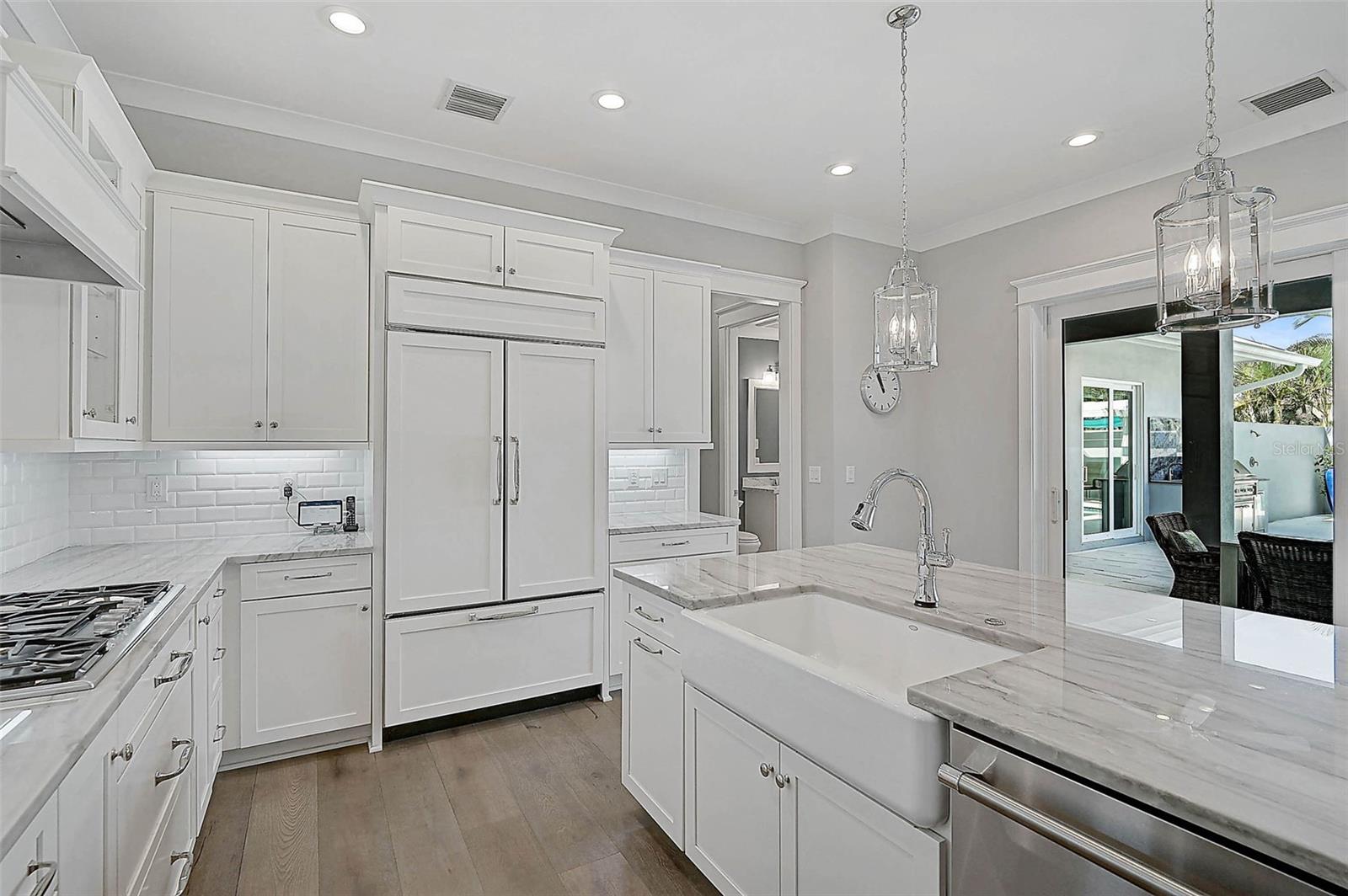 A4662504 Property Photo