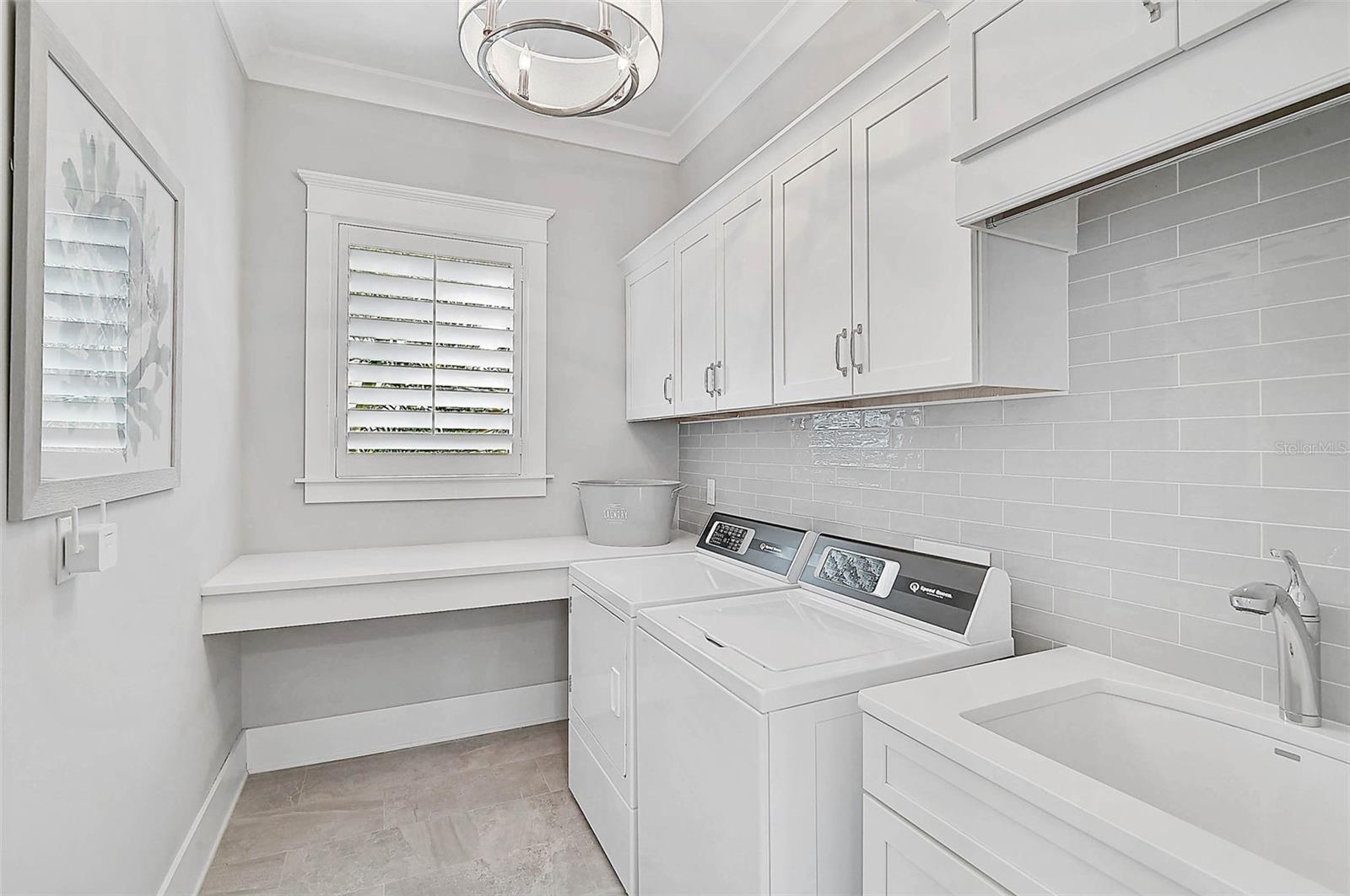 A4662504 Property Photo