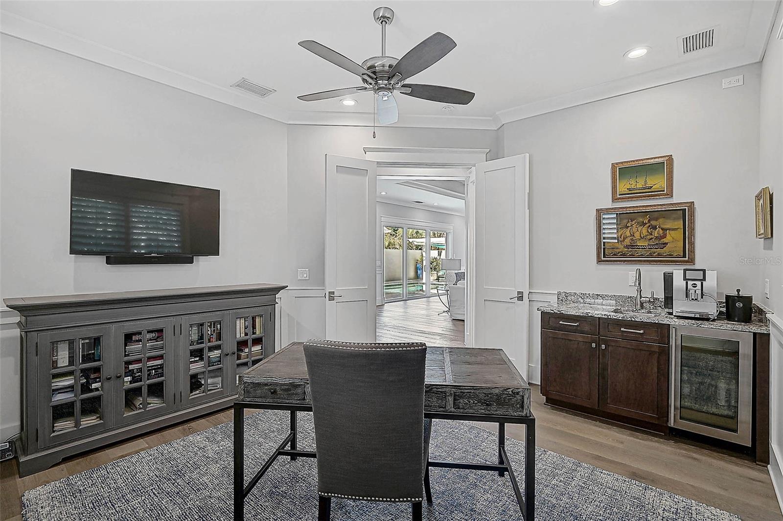 A4662504 Property Photo