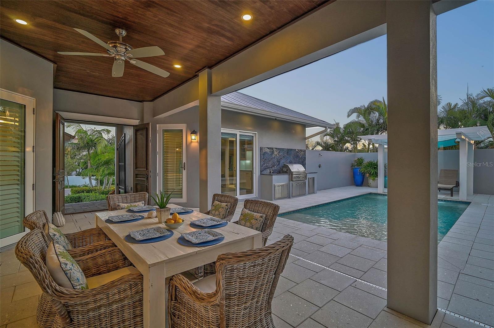 A4662504 Property Photo