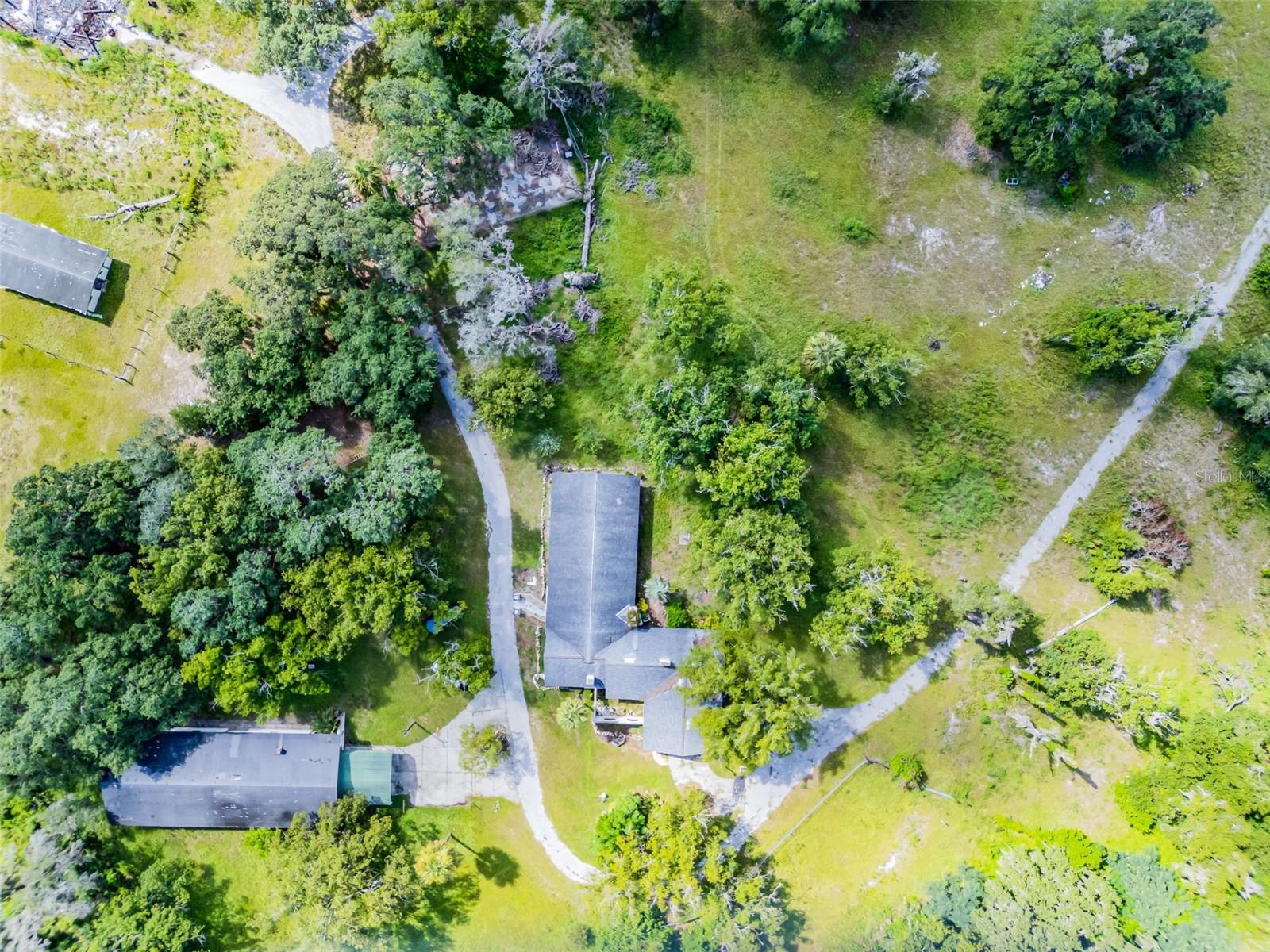 O6337044 Property Photo