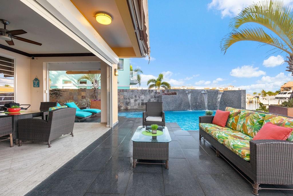 PR9115570 Property Photo