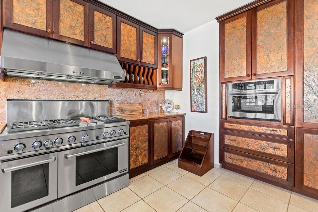 PR9115570 Property Photo