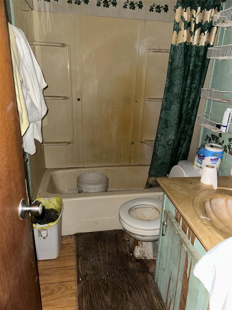 OM707883 Property Photo