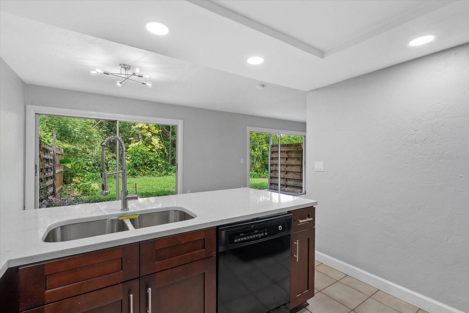 1125 LONGFELLOW WAY, SARASOTA, FL, 34243