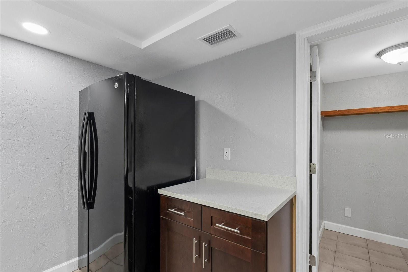 1125 LONGFELLOW WAY, SARASOTA, FL, 34243