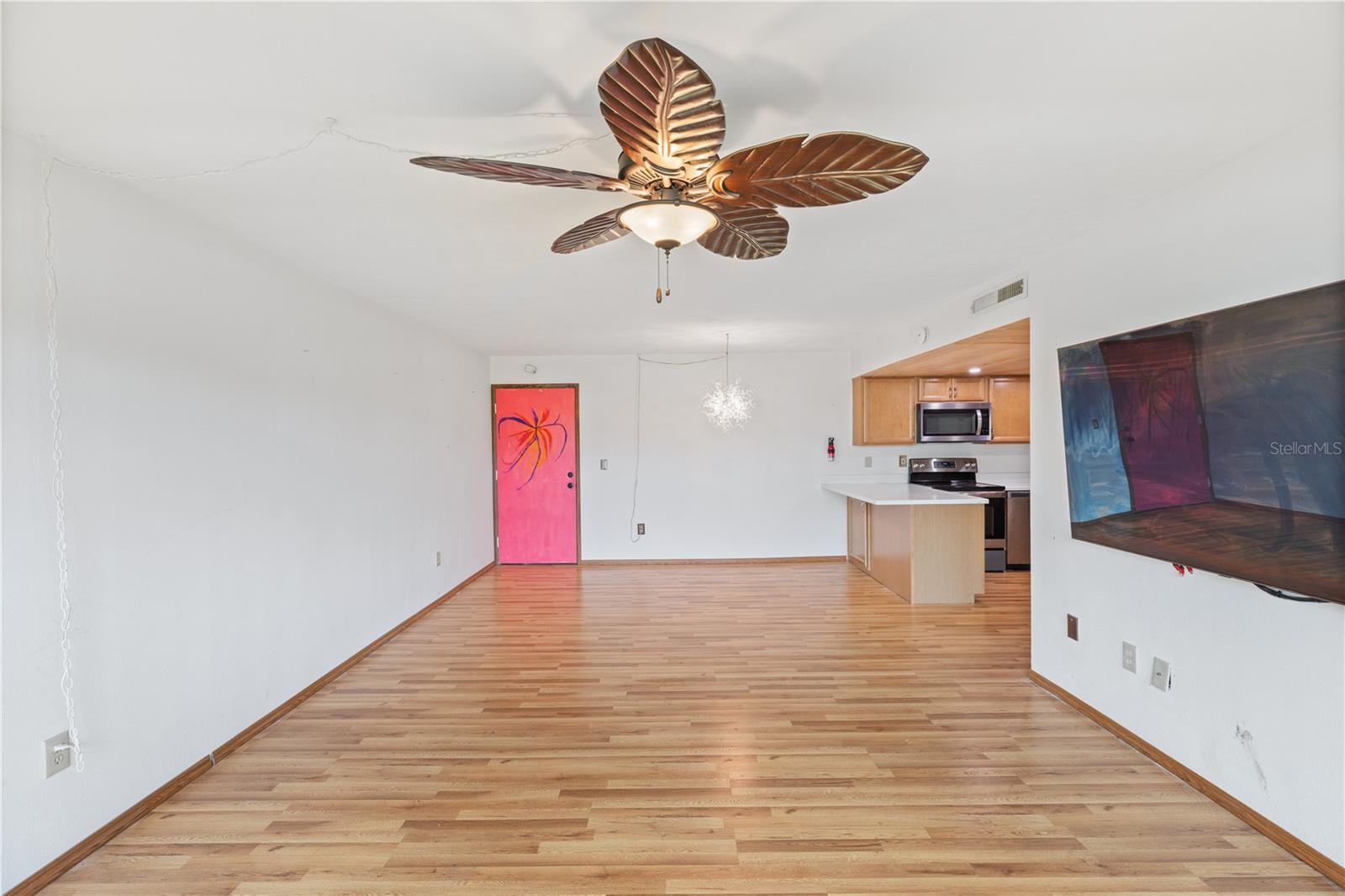 C7513801 Property Photo