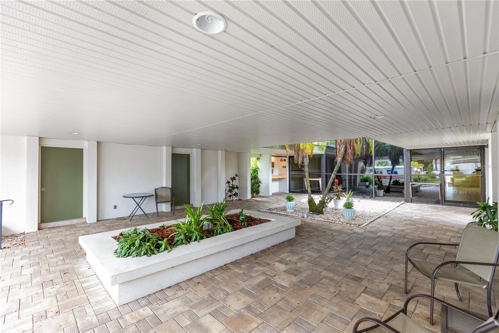 C7513801 Property Photo