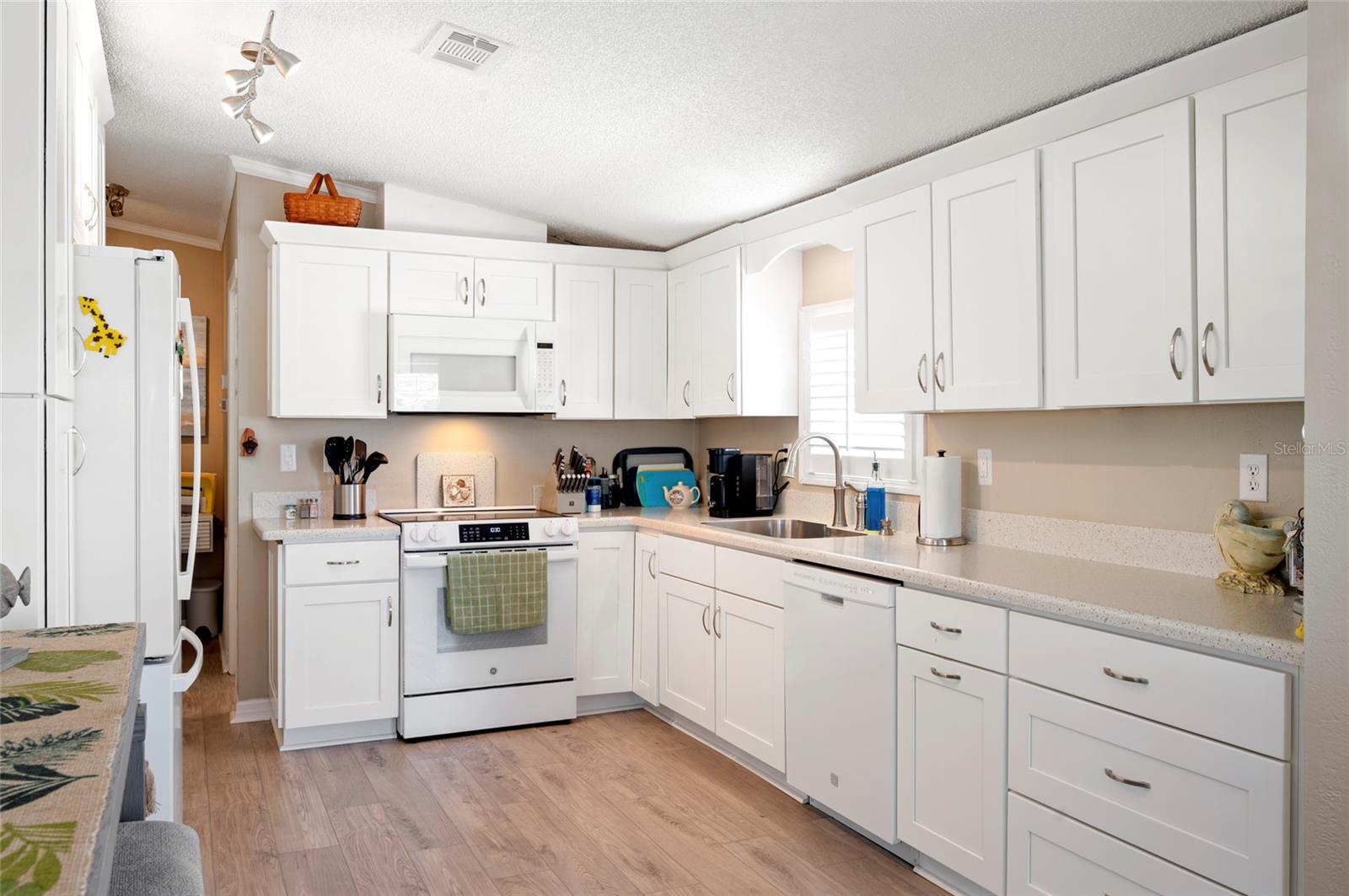 4300 RIVERSIDE DR #206, PUNTA GORDA, FL, 33982