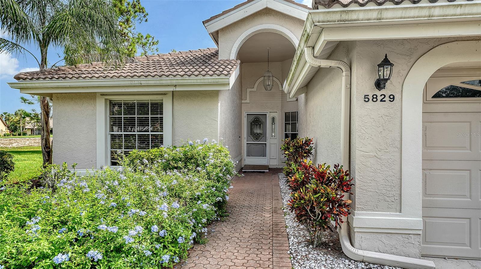 A4662543 Property Photo