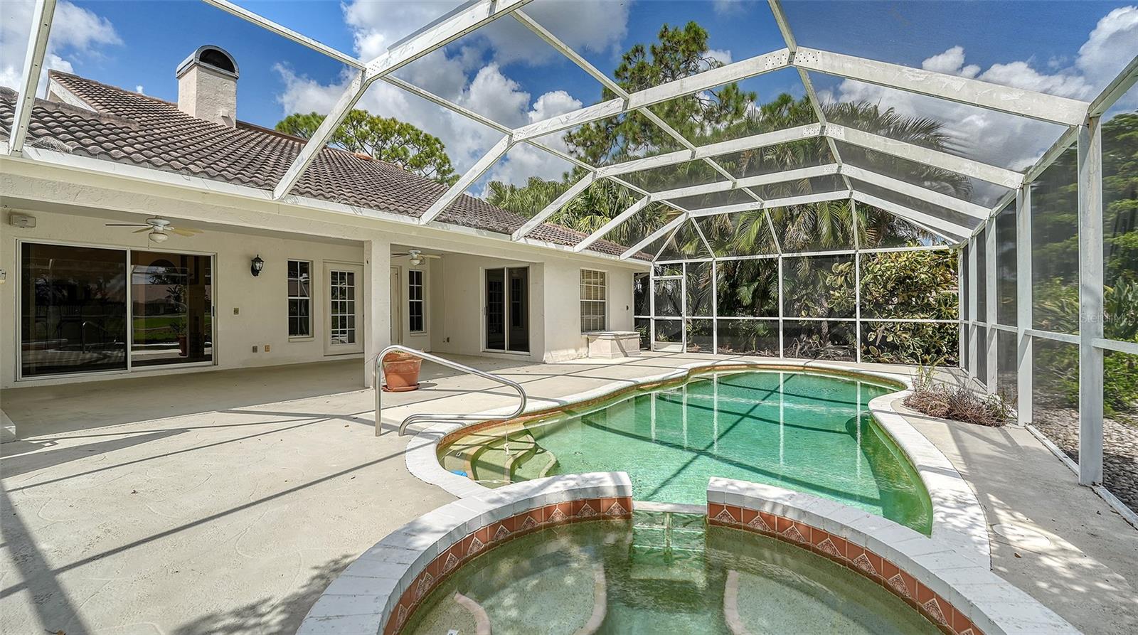 A4662543 Property Photo