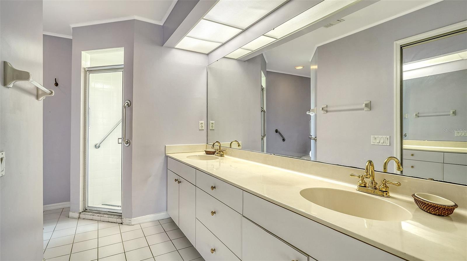 A4662543 Property Photo