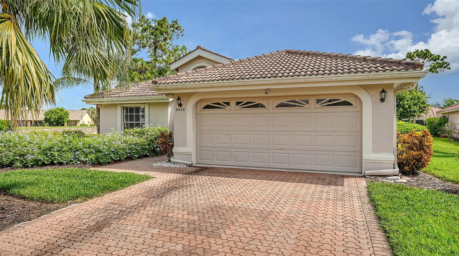 A4662543 Property Photo