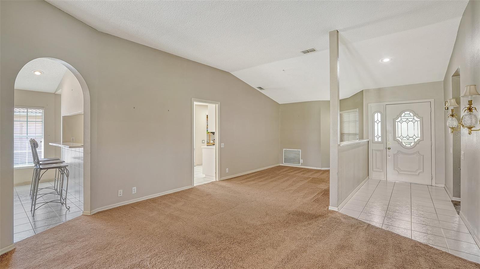 A4662543 Property Photo